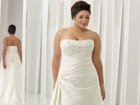 Habillez-vous avec un corset pour le mariage