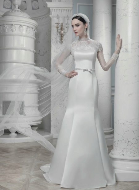 Robe de mariée pour mariage fermée par un voile