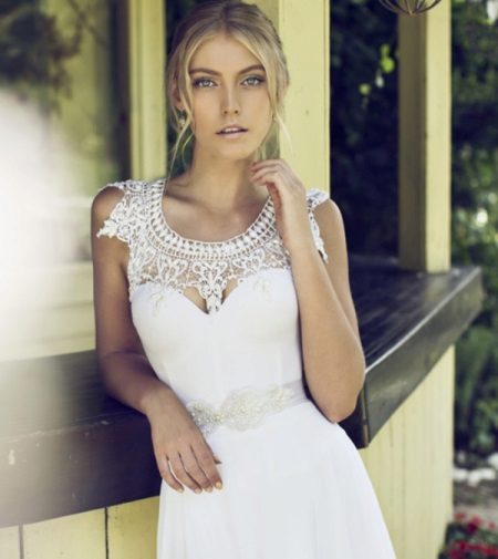 Robe de mariée de Ricky Dalal avec de la dentelle