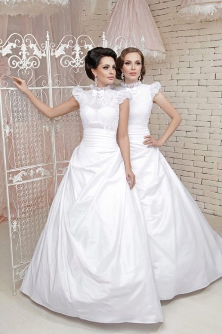 Robe de mariée vintage avec top fermé