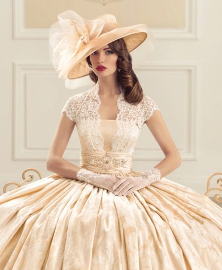 Magnifique robe de mariée rétro