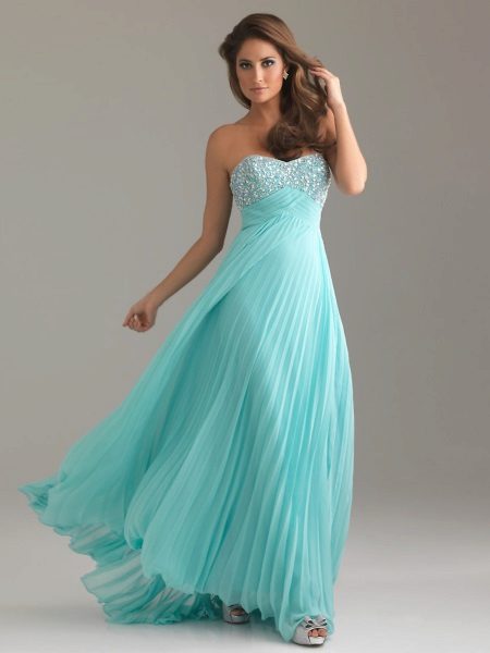 Robe de mariée style Empire à la menthe
