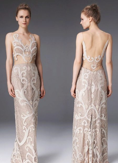 Robe de soirée en dentelle beige