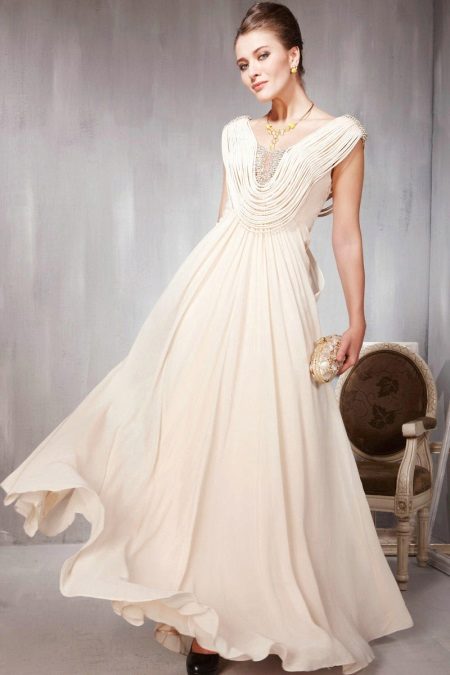 Robe de soirée beige