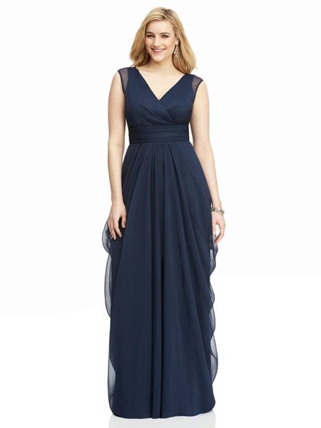 Robe de gaine soirée pour la pleine