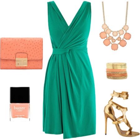 Acessórios de coral para vestido esmeralda