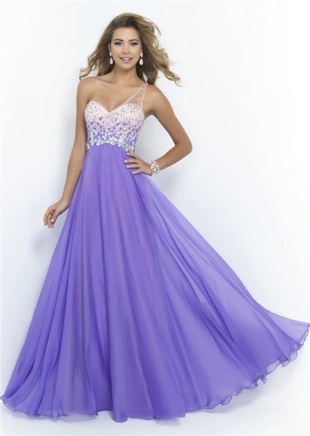Robe de soirée blanche et violette