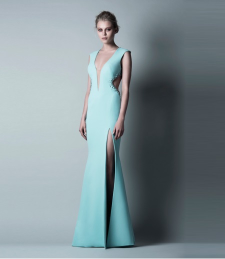 Robe de soirée turquoise par Saiid Kobeisy avec une fente