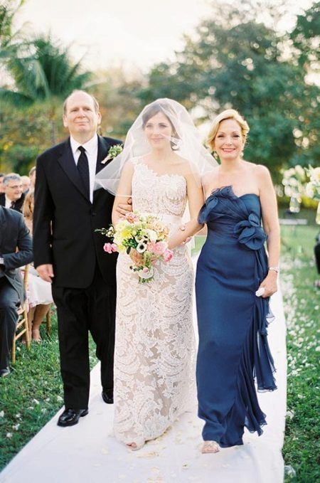 Robe en dentelle pour les mères de la mariée