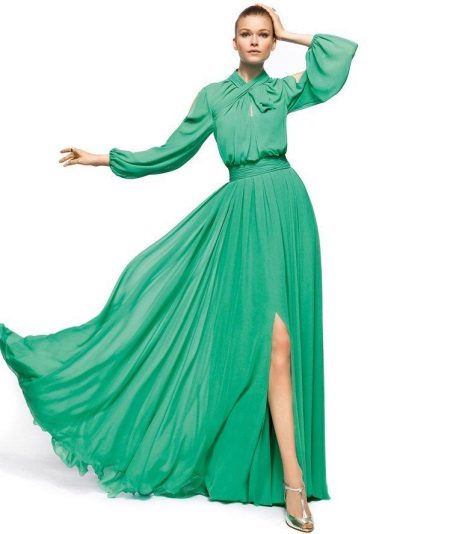 Robe de soirée verte à manches longues