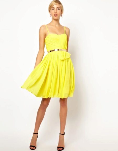 Robe de soirée courte jaune