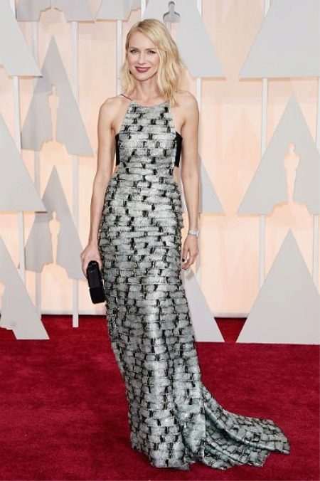 Nomi Watts à Armani