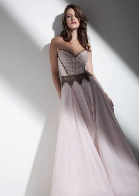 Robe de soirée avec corset et jupe courte