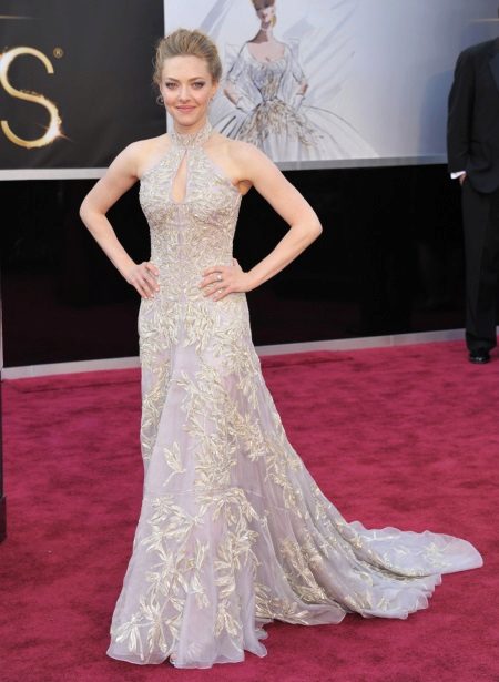 Vestido de renda à noite por Alexander Makvin