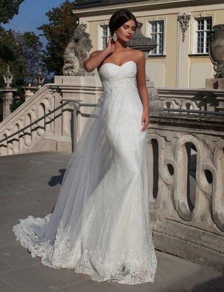 Robe de mariée en dentelle Crystal Design