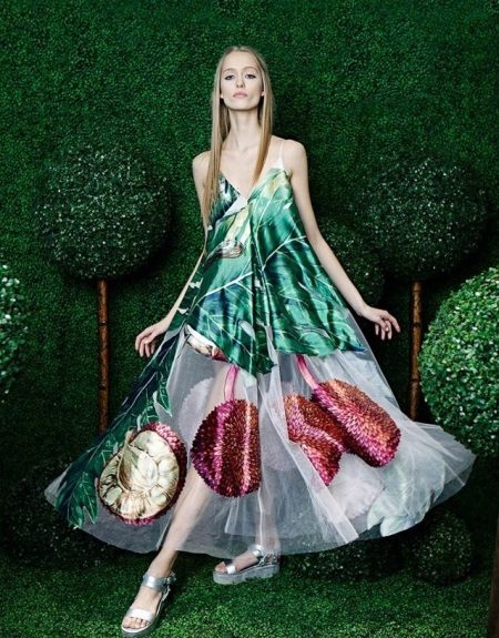 Robe de soirée d'été coupe libre midi