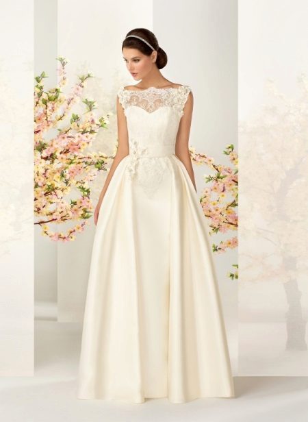 Robe de mariée couleur ivoire