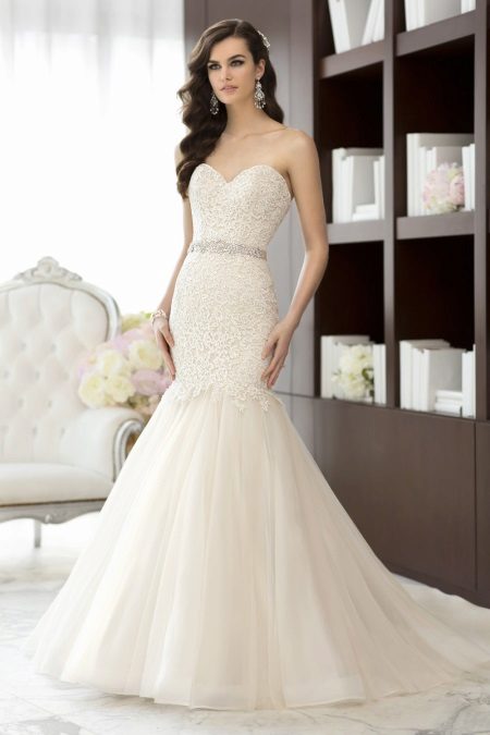 Robe de mariée en dentelle ivoire sirène