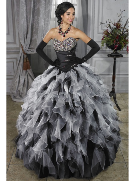 Robe de mariée noire avec strass