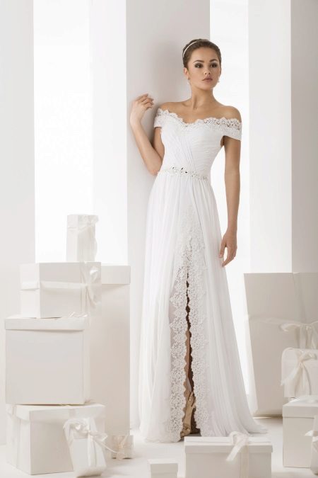 Robe de mariée fendue