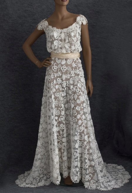 Robe de mariée en dentelle irlandaise tricotée