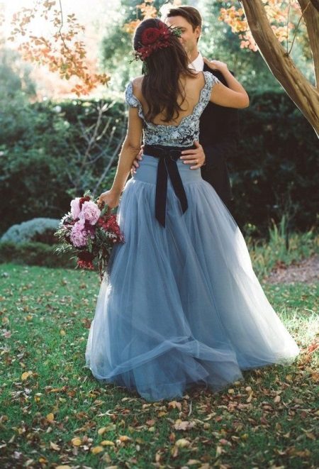 Robe bleu foncé