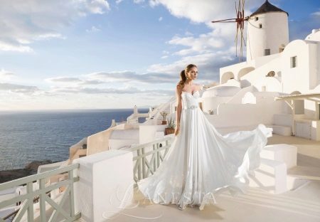 Robe de mariée de Lanesta a-silhouette