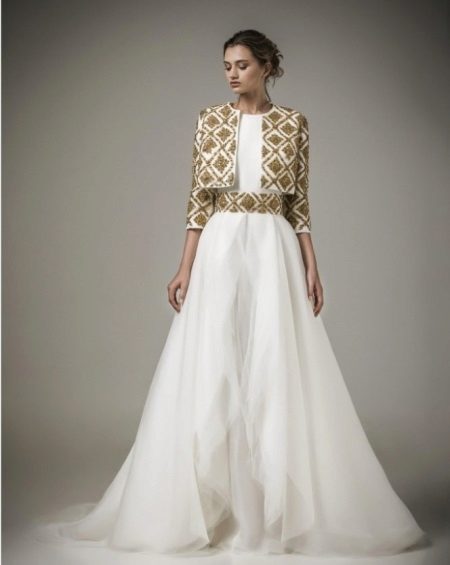 Bolero avec broderie