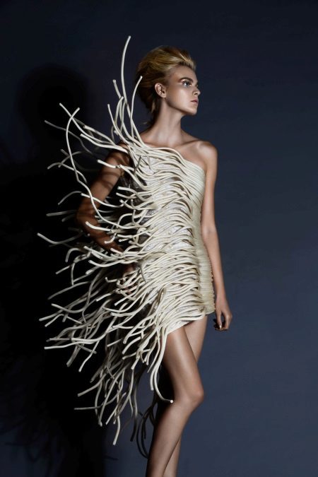 Robe de soirée insolite de Jean Louis Sabaji court