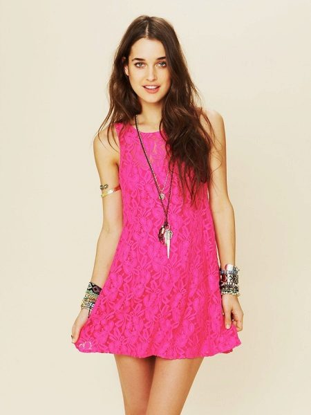 Bijoux de robe fuchsia