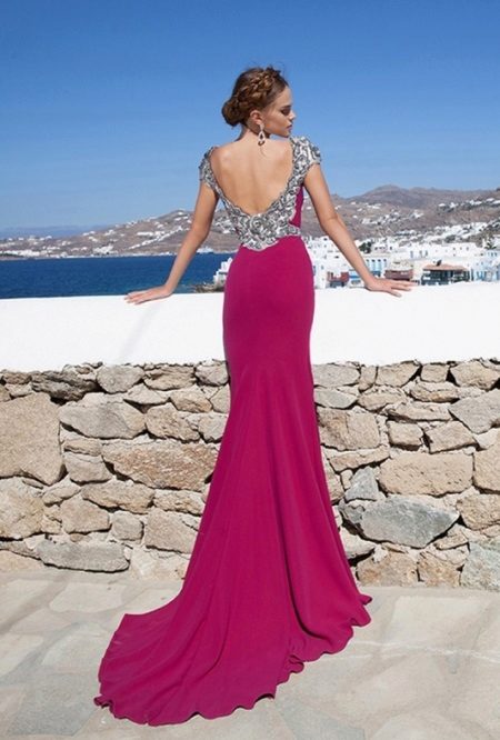 Belle robe pourpre