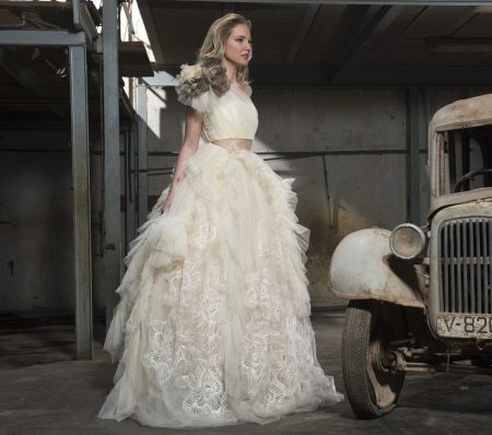 Robe en mousseline blanche moelleuse