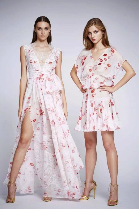 Belles robes en mousseline à fleurs