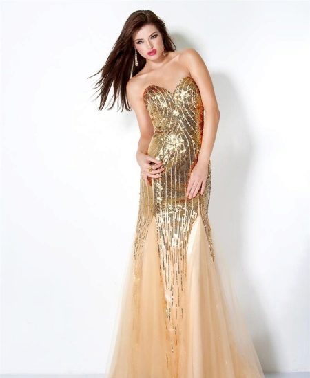 Robe longue en or