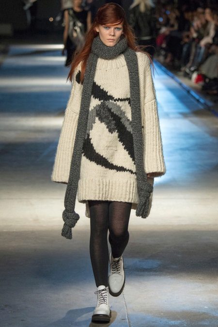 Robe tricotée
