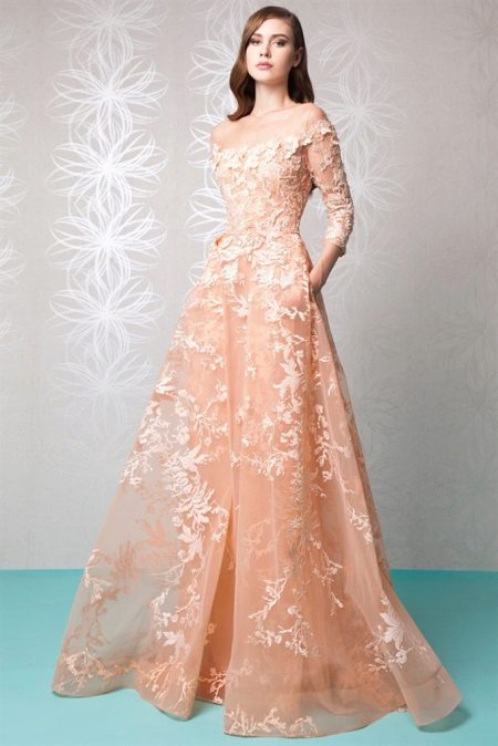 Robe de pêche avec broderie