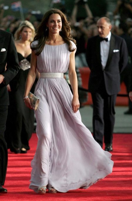 Szép hosszú selyem ruha Kate Middleton