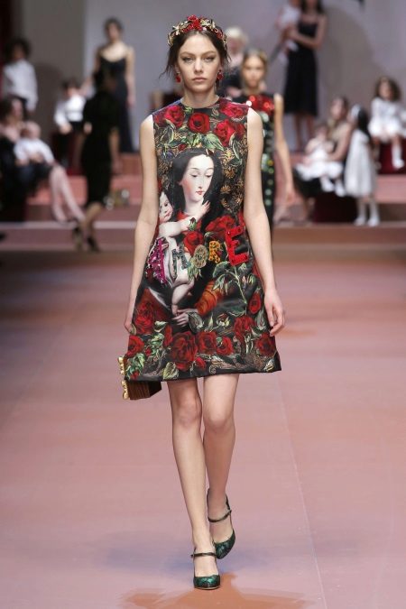 Robe verte et cerise