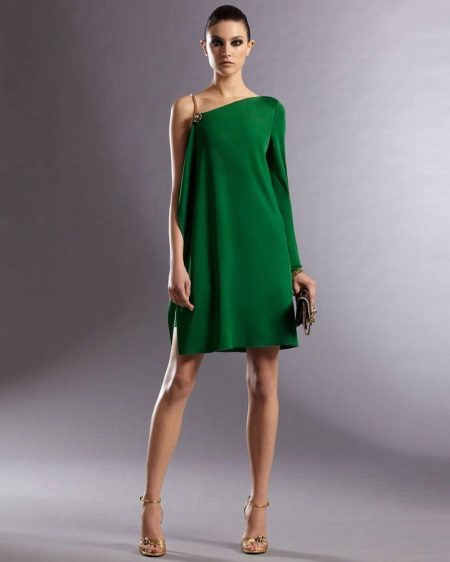 Robe asymétrique à manches longues