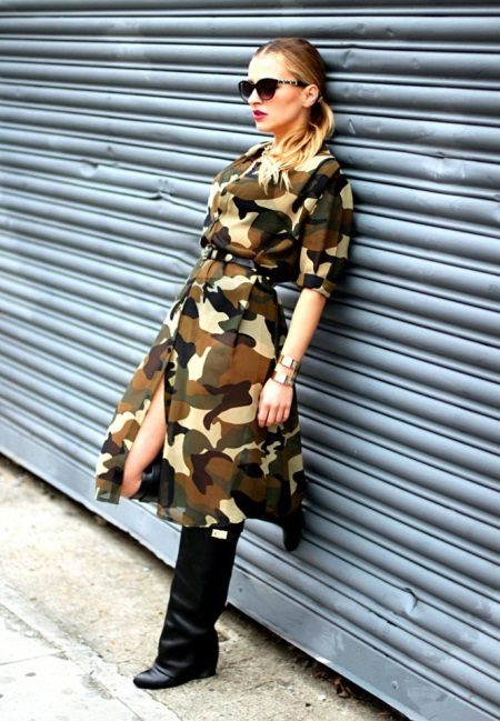 Robe safari camouflage mi-longue