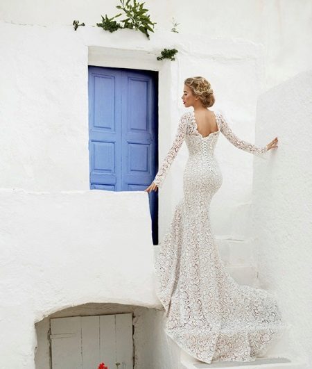 Robe dos nu en dentelle sirène