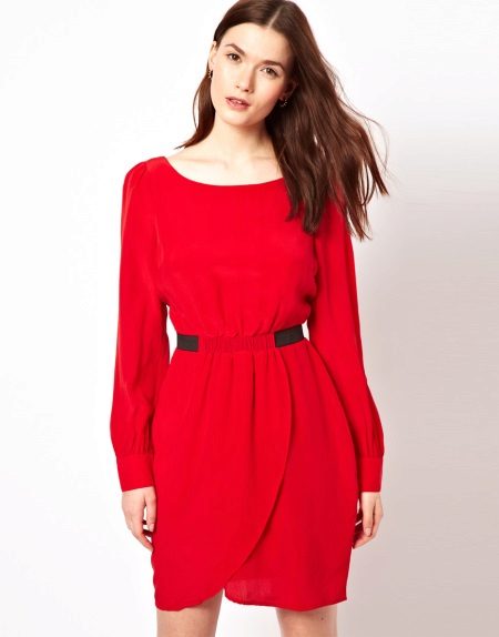 Robe tulipe à manches longues