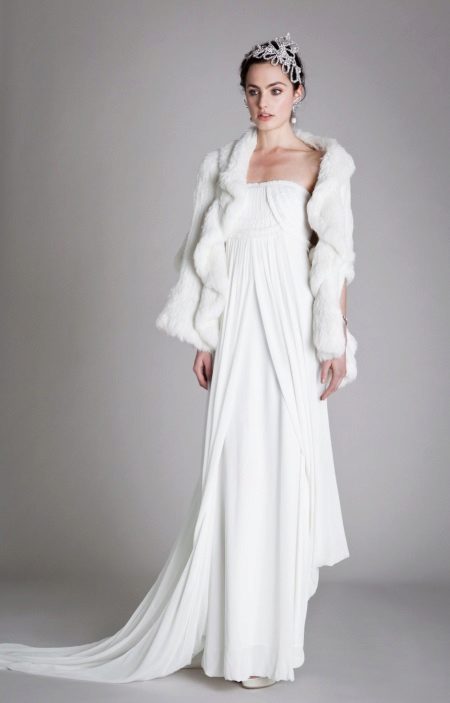 Robe Chicago avec cape en fourrure