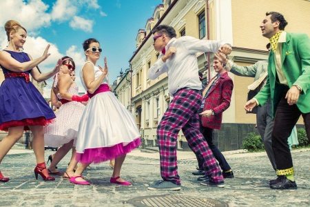 La robe pour le mariage est élégante