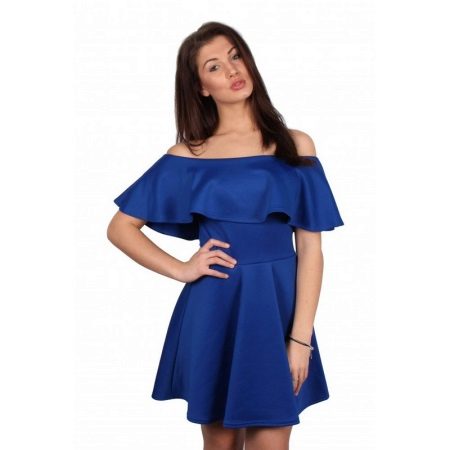 La robe convient à la forme d'une figure Poire (triangle)