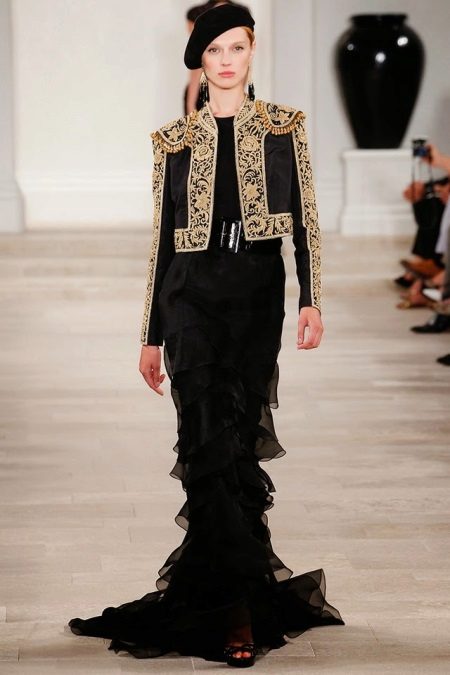 Robe avec une veste baroque