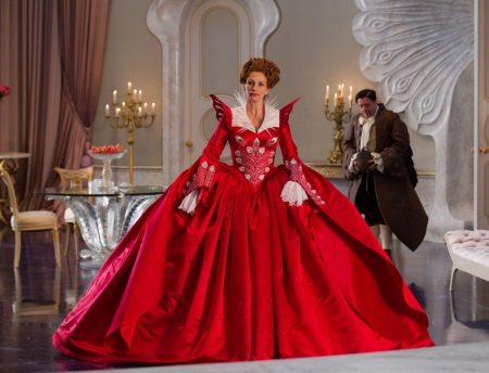 Robe baroque rouge moelleux