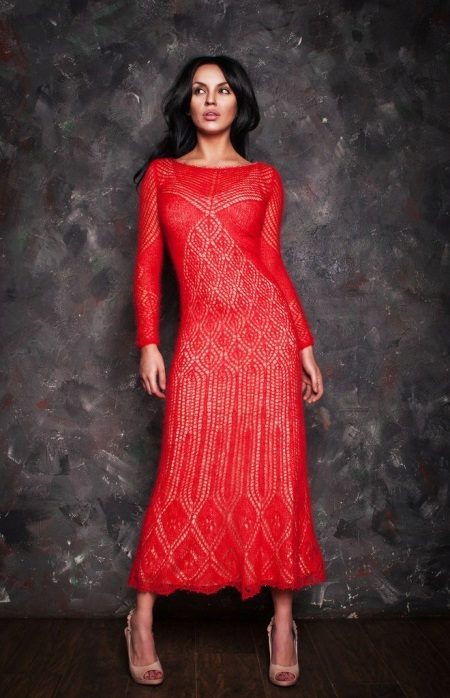 Robe en dentelle tricotée