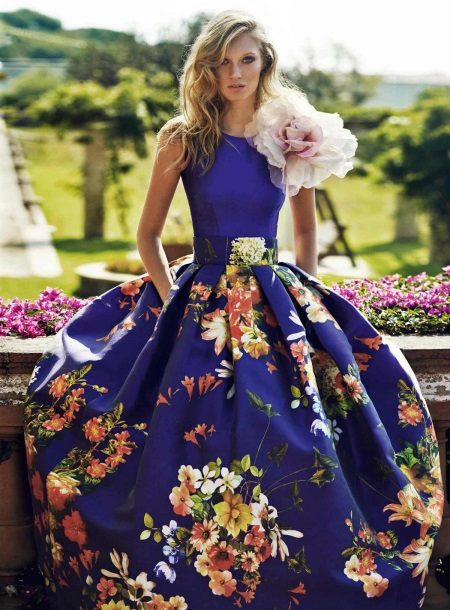 Robe de soirée moelleuse au printemps