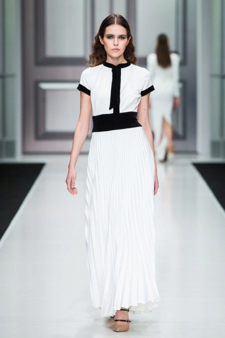 Robe d'automne blanche